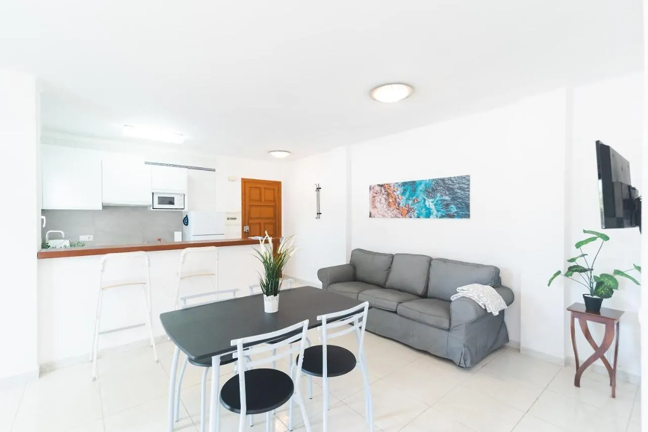 Apartments Residencial Cala Ferrera 卡拉费若拉